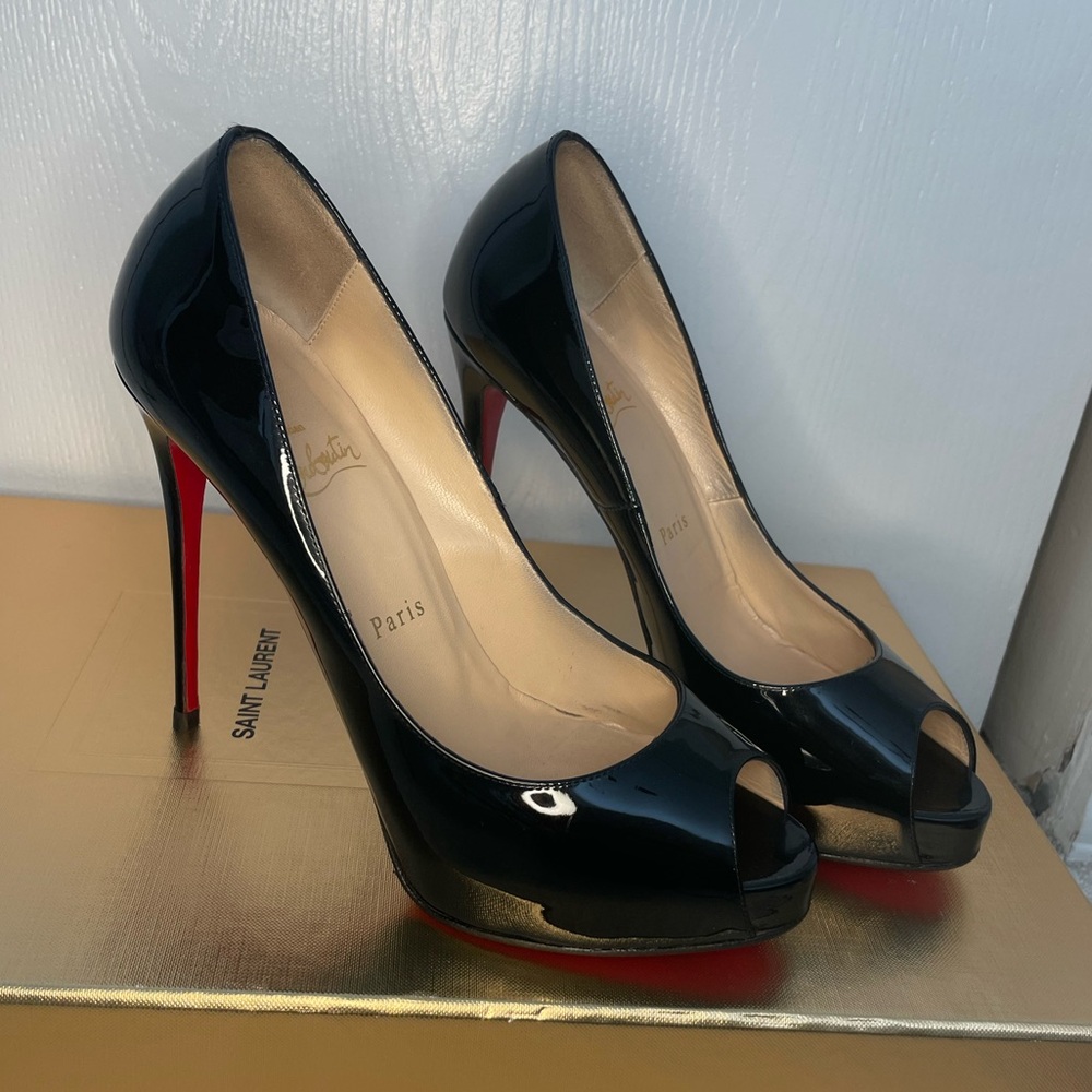 Christian Louboutin shoes - Picture 8 of 8